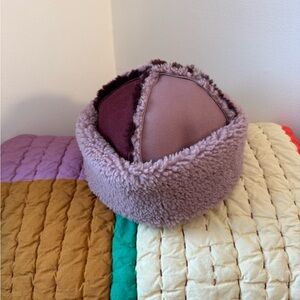 Prime Cut PLUM & MUAVE SHEARLING HAT